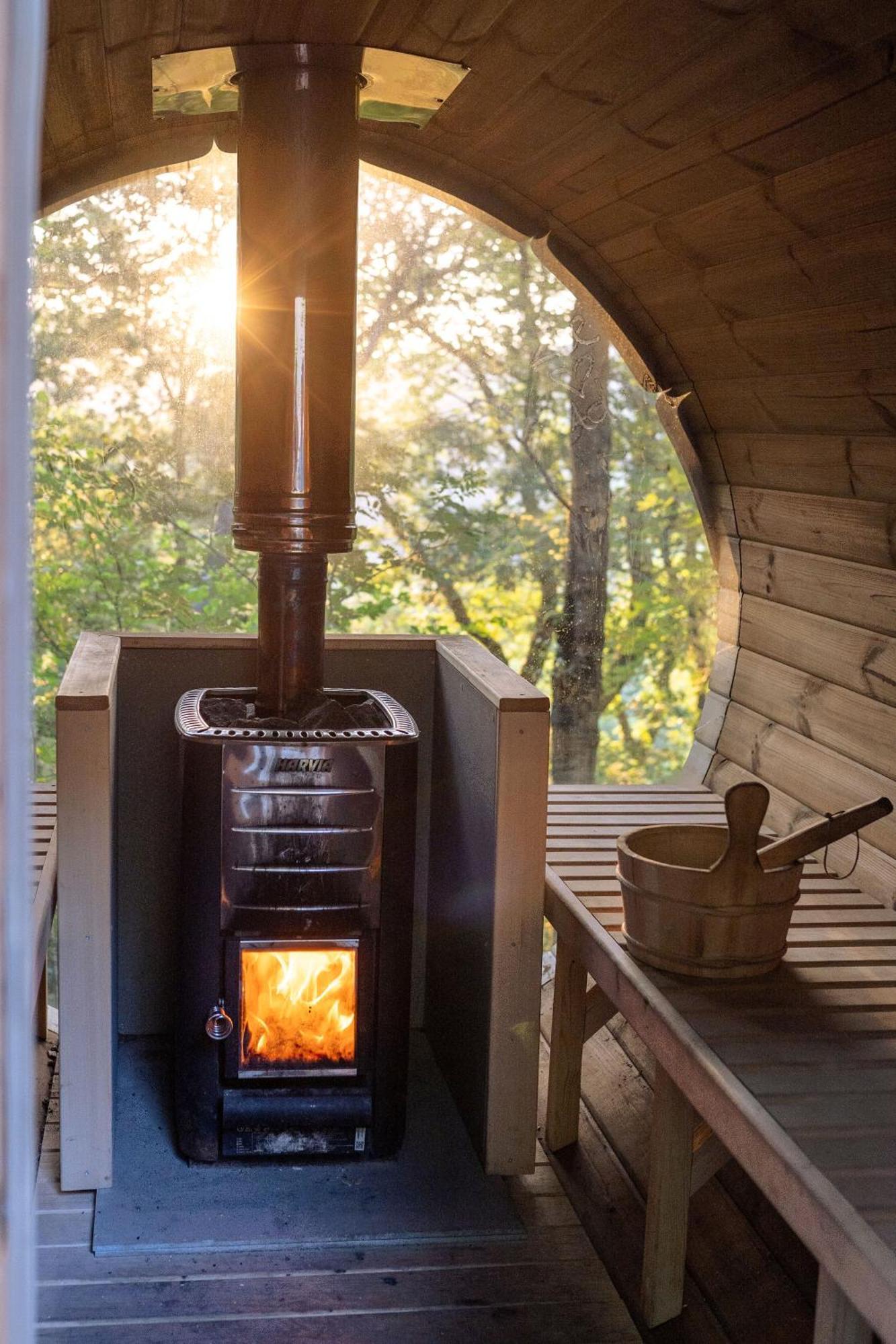 Chestnut Tree House With Hot Tub & Sauna Barmouth Exterior photo